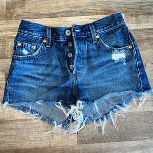 Levi’s 501 cutoff shorts